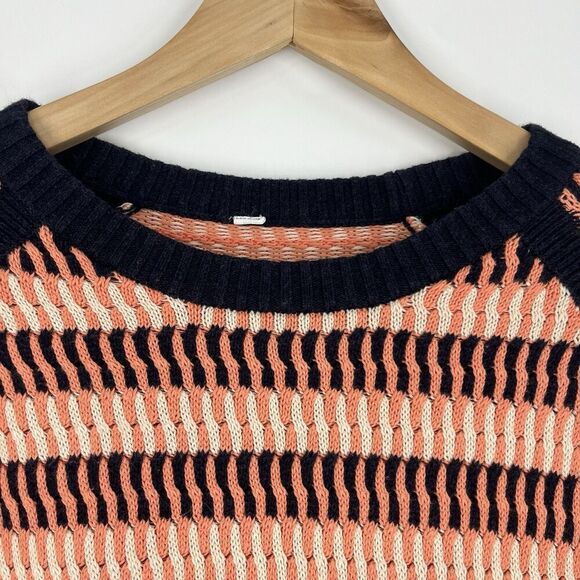 Lululemon Sweater Size 6 Womens Pink Devi Crew Knit Cotton Thumbholes Raglan - Picture 3 of 8